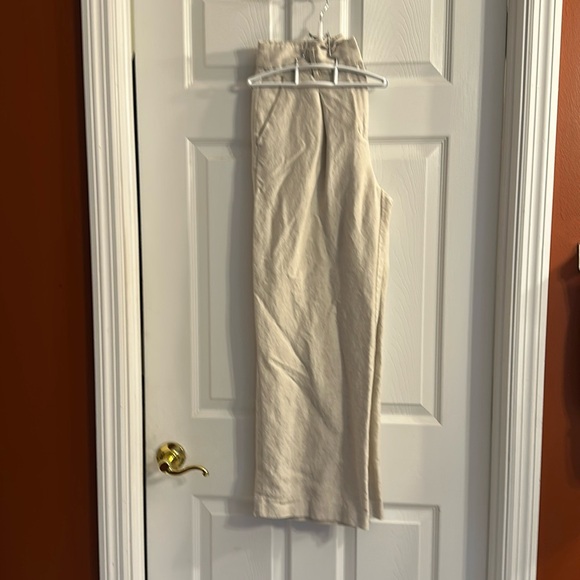 LOFT Pants - tan linen blend Loft Peyton trouser size 4